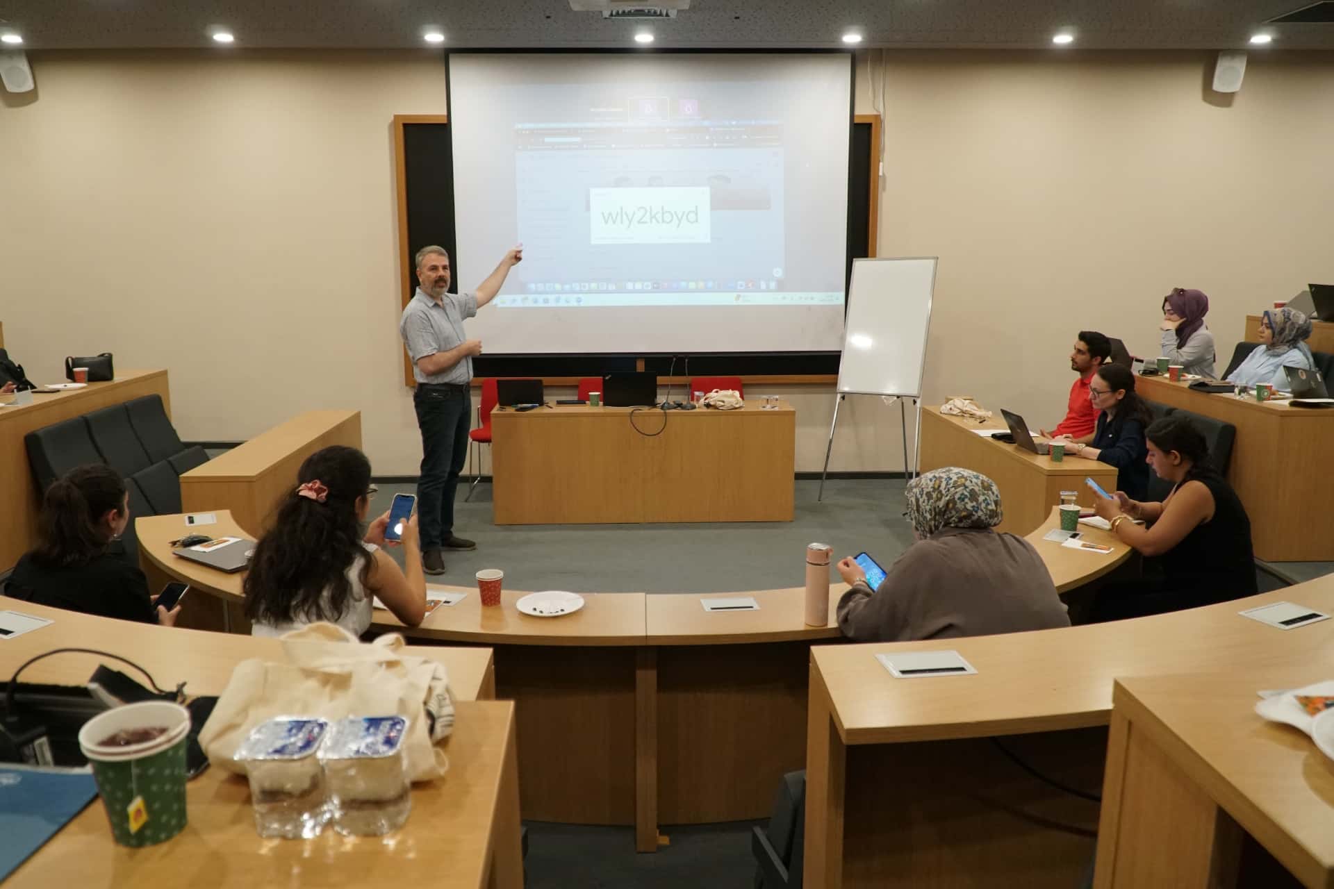 Eğiticinin Eğitimi Programının İlk Oturumu Gerçekleştirildi