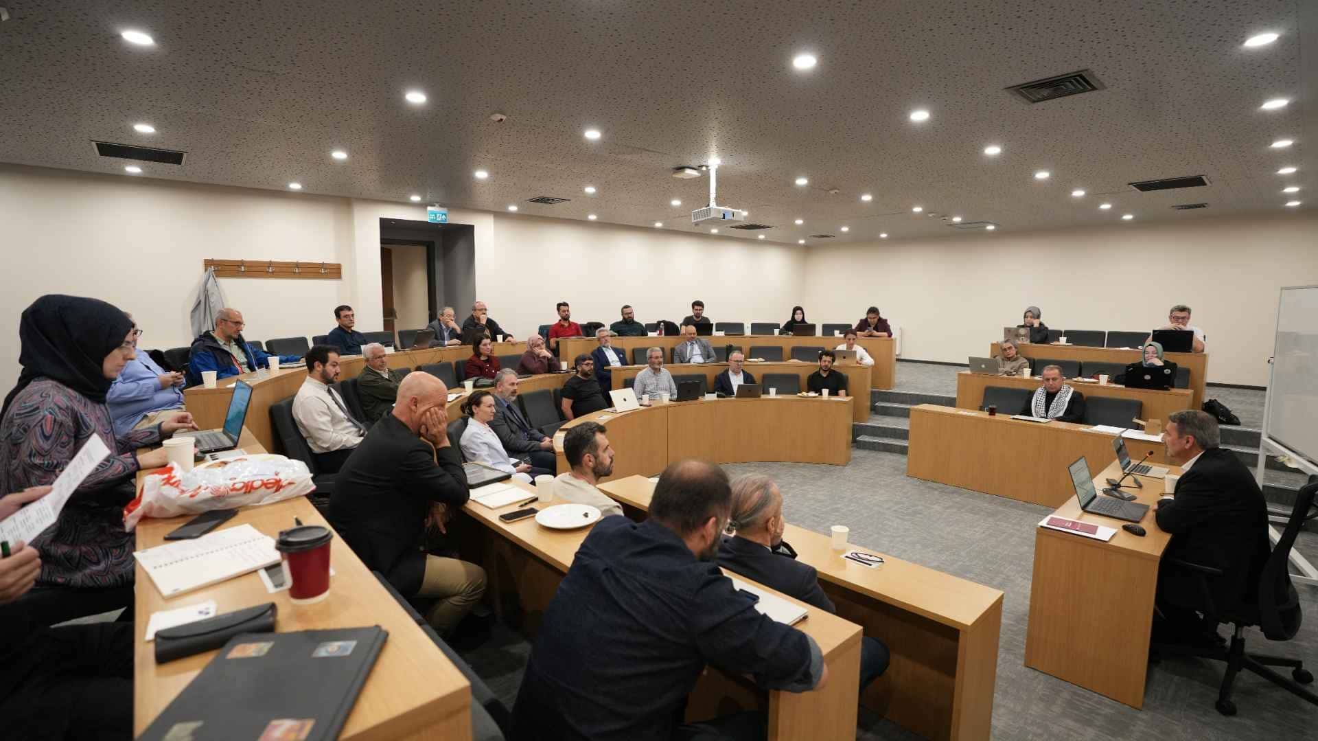 İdari Görevi Bulunan Akademisyenlerimize Yönelik “Akademik Liderlik Programı” Düzenlendi